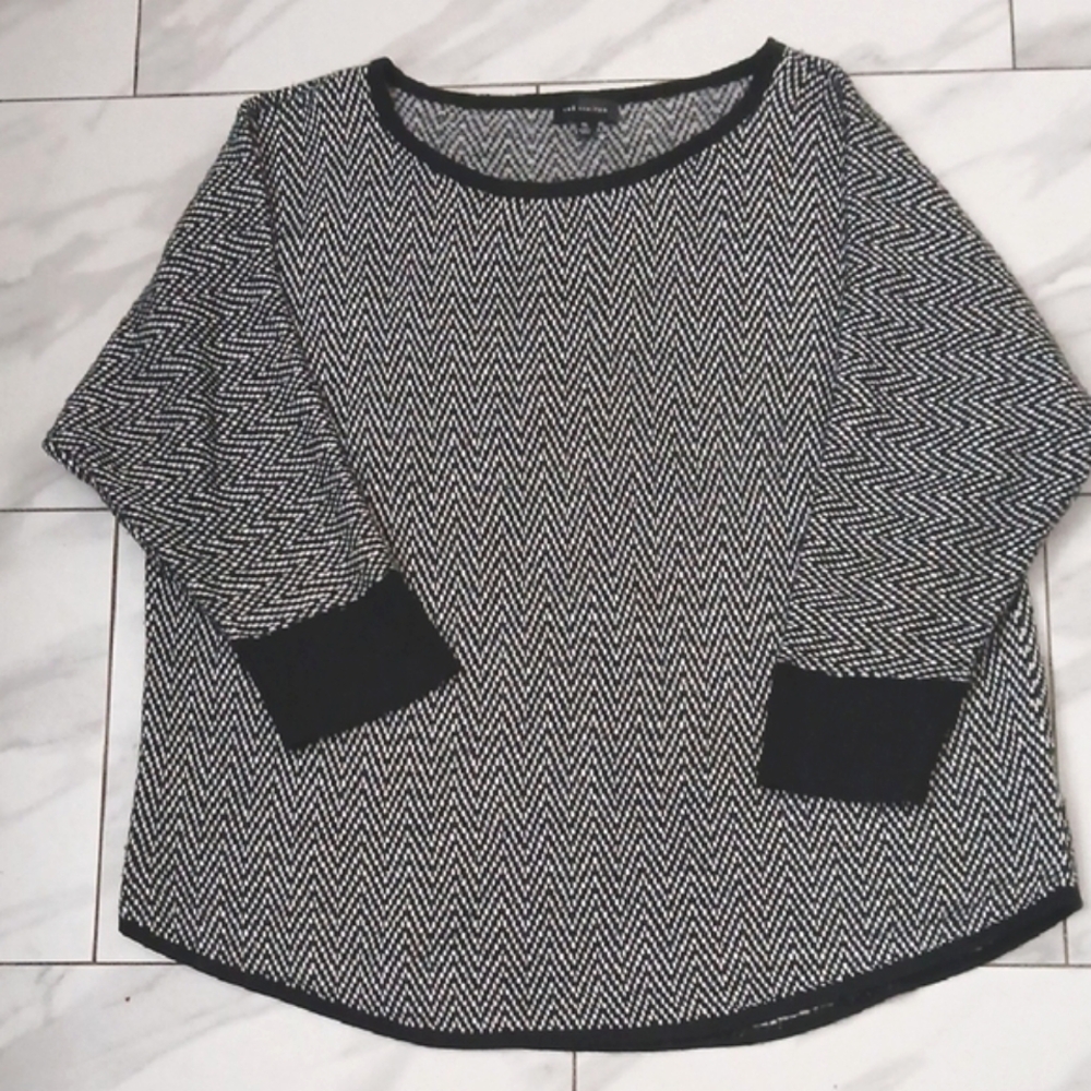 THE LIMITED Womens Size XL Black & White Dolman Sleeve Knit Top